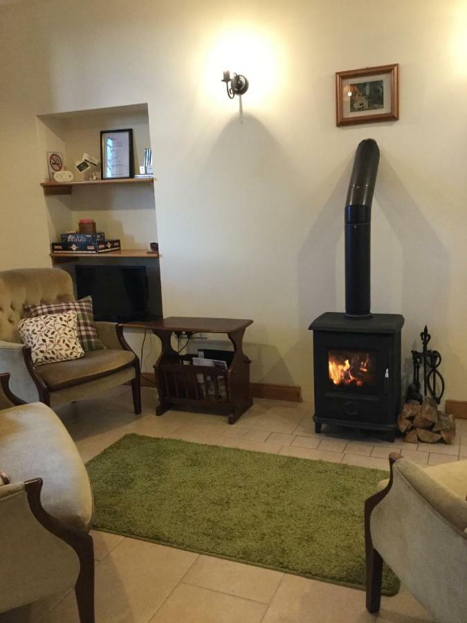 Country Garden House Holiday Homes バリマネー エクステリア 写真